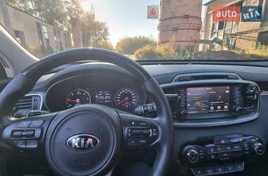 Позашляховик / Кросовер Kia Sorento 2016 в Глухові