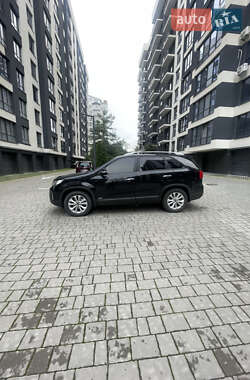Внедорожник / Кроссовер Kia Sorento 2012 в 