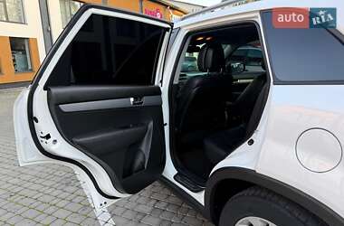 Внедорожник / Кроссовер Kia Sorento 2012 в 