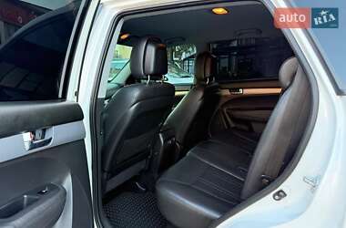 Внедорожник / Кроссовер Kia Sorento 2012 в 