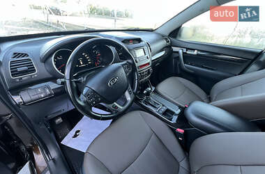 Внедорожник / Кроссовер Kia Sorento 2015 в 