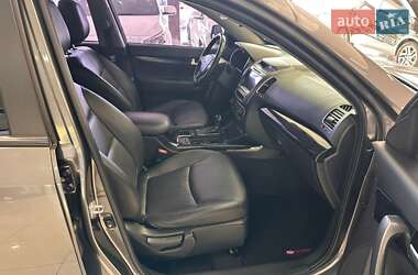 Внедорожник / Кроссовер Kia Sorento 2013 в 