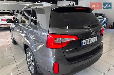 Внедорожник / Кроссовер Kia Sorento 2013 в 