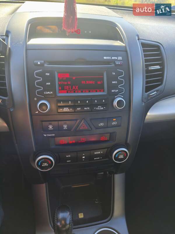 Внедорожник / Кроссовер Kia Sorento 2010 в Львове фото 3 Внедорожник / Кроссовер Kia Sorento 2010 в Львове