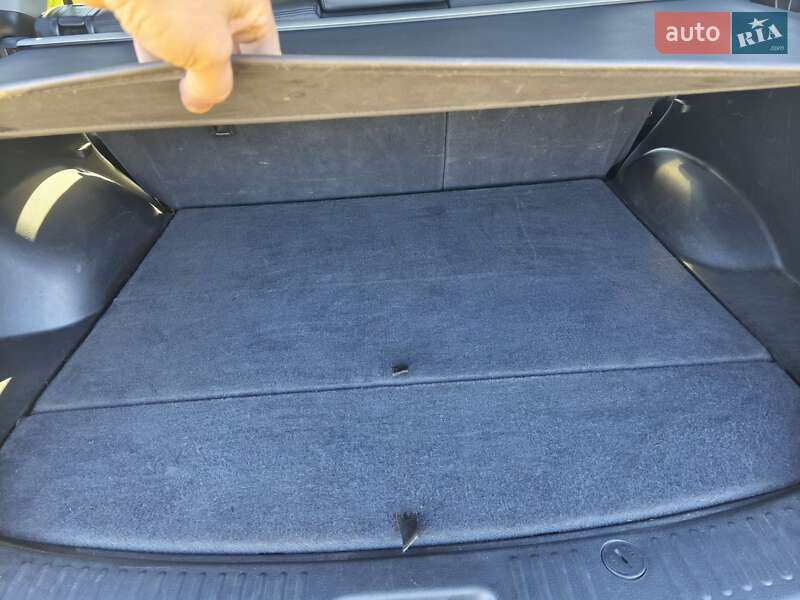 Внедорожник / Кроссовер Kia Sorento 2010 в Львове фото 13 Внедорожник / Кроссовер Kia Sorento 2010 в Львове