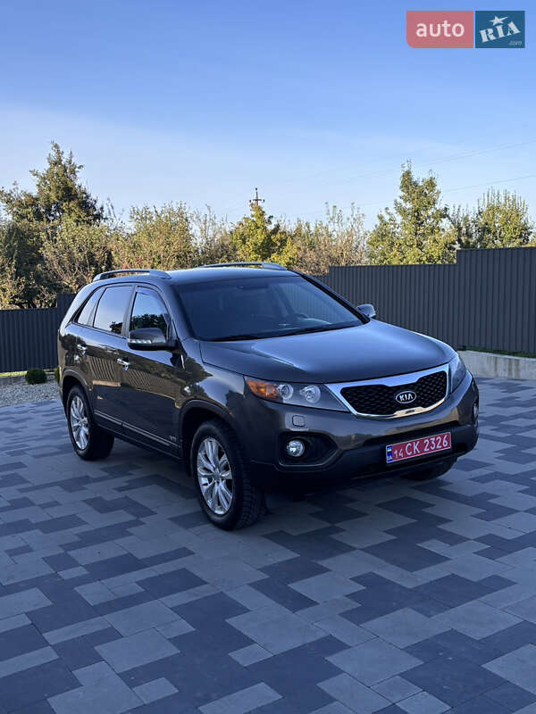 Внедорожник / Кроссовер Kia Sorento 2011 в Калуше