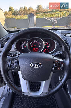 Позашляховик / Кросовер Kia Sorento 2011 в  фото 32 Позашляховик / Кросовер Kia Sorento 2011 в