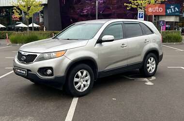 Внедорожник / Кроссовер Kia Sorento 2012 в 