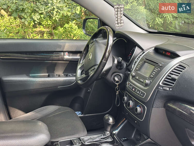 Позашляховик / Кросовер Kia Sorento 2013 в Києві