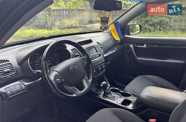 Внедорожник / Кроссовер Kia Sorento 2013 в 
