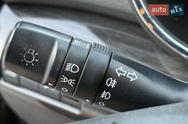 Внедорожник / Кроссовер Kia Sorento 2012 в 