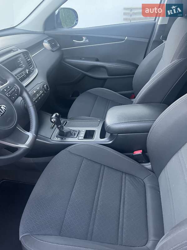 Внедорожник / Кроссовер Kia Sorento 2015 в Виннице
