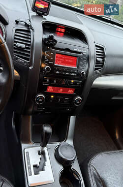 Внедорожник / Кроссовер Kia Sorento 2010 в 