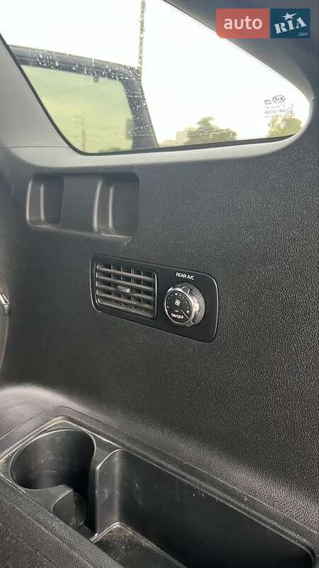 Позашляховик / Кросовер Kia Sorento 2015 в Києві фото 18 Позашляховик / Кросовер Kia Sorento 2015 в Києві