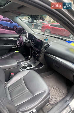 Внедорожник / Кроссовер Kia Sorento 2011 в 