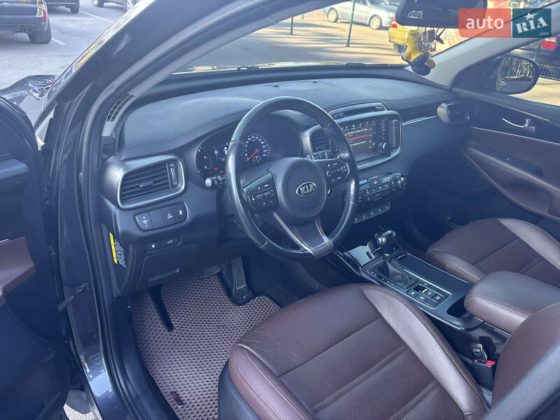 Позашляховик / Кросовер Kia Sorento 2016 в Дніпрі фото 11 Позашляховик / Кросовер Kia Sorento 2016 в Дніпрі