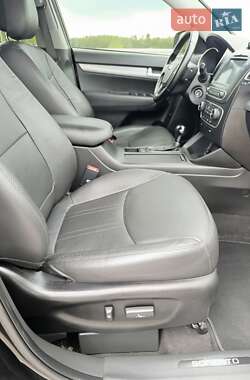 Внедорожник / Кроссовер Kia Sorento 2014 в 