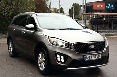 Внедорожник / Кроссовер Kia Sorento 2016 в 