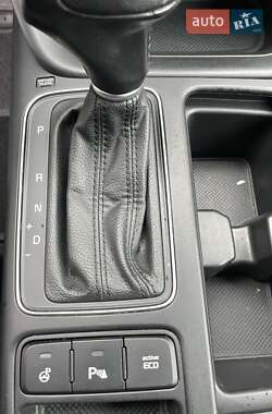 Внедорожник / Кроссовер Kia Sorento 2014 в 