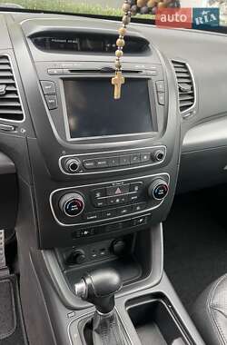 Внедорожник / Кроссовер Kia Sorento 2014 в 