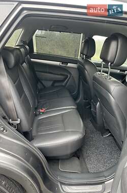 Внедорожник / Кроссовер Kia Sorento 2014 в 