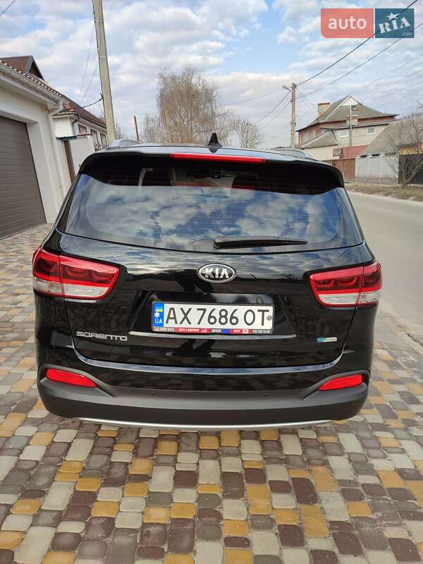 Позашляховик / Кросовер Kia Sorento 2015 в Харкові