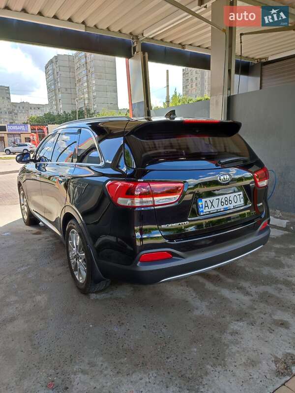 Позашляховик / Кросовер Kia Sorento 2015 в Харкові