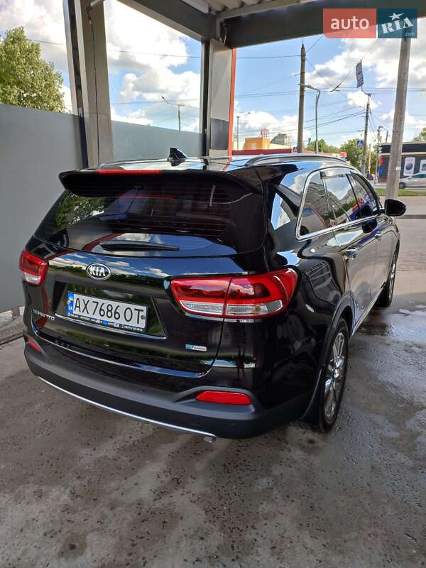 Позашляховик / Кросовер Kia Sorento 2015 в Харкові