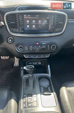 Внедорожник / Кроссовер Kia Sorento 2017 в 