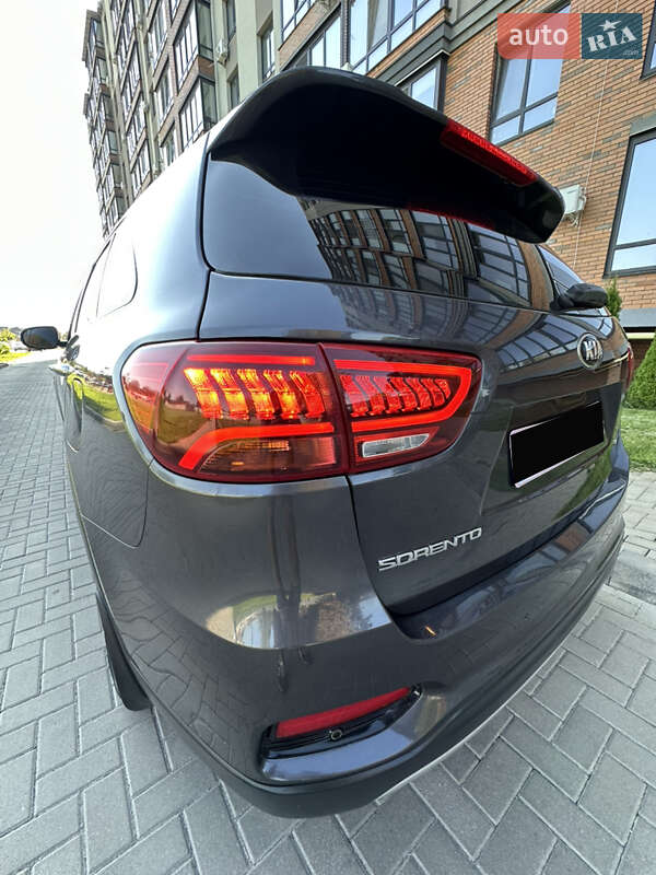 Позашляховик / Кросовер Kia Sorento 2019 в Житомирі