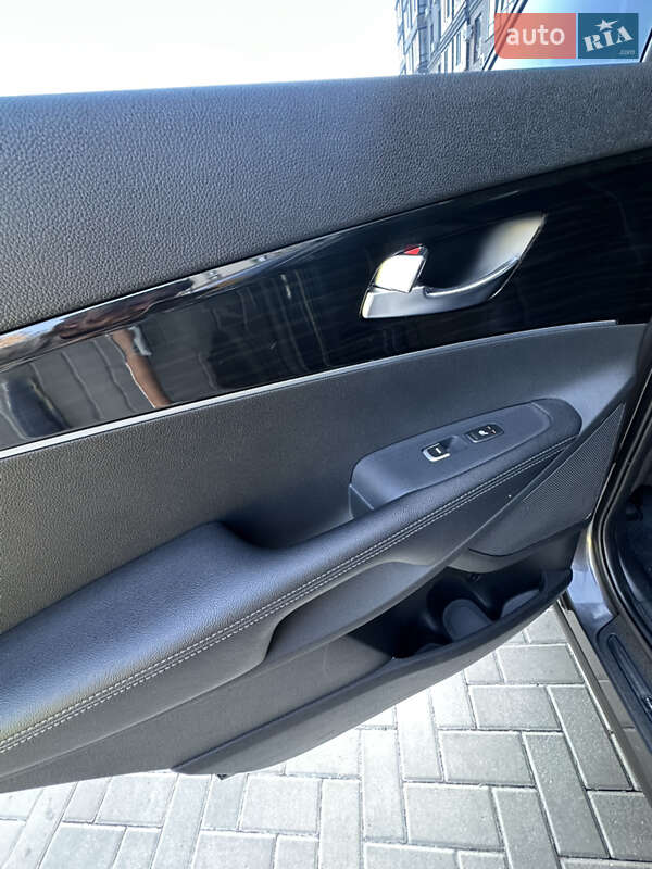Позашляховик / Кросовер Kia Sorento 2019 в Житомирі