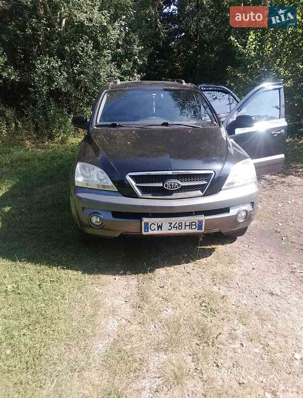 Внедорожник / Кроссовер Kia Sorento 2005 в 