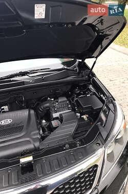 Внедорожник / Кроссовер Kia Sorento 2012 в 