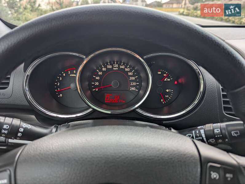 Внедорожник / Кроссовер Kia Sorento 2010 в Луцке фото 62 Внедорожник / Кроссовер Kia Sorento 2010 в Луцке