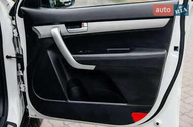 Внедорожник / Кроссовер Kia Sorento 2010 в 
