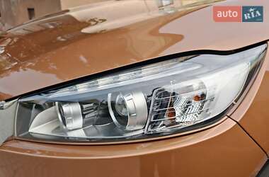 Внедорожник / Кроссовер Kia Sorento 2015 в 