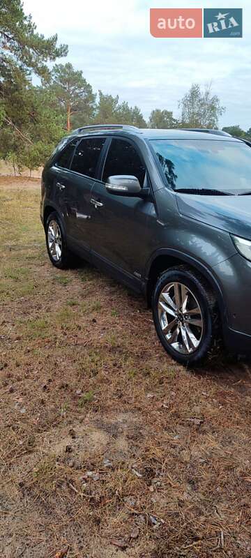 Внедорожник / Кроссовер Kia Sorento 2013 в Камне-Каширском