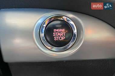 Внедорожник / Кроссовер Kia Sorento 2012 в 