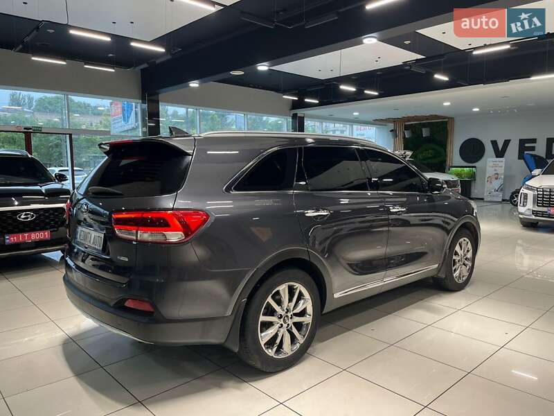 Внедорожник / Кроссовер Kia Sorento 2015 в Одессе