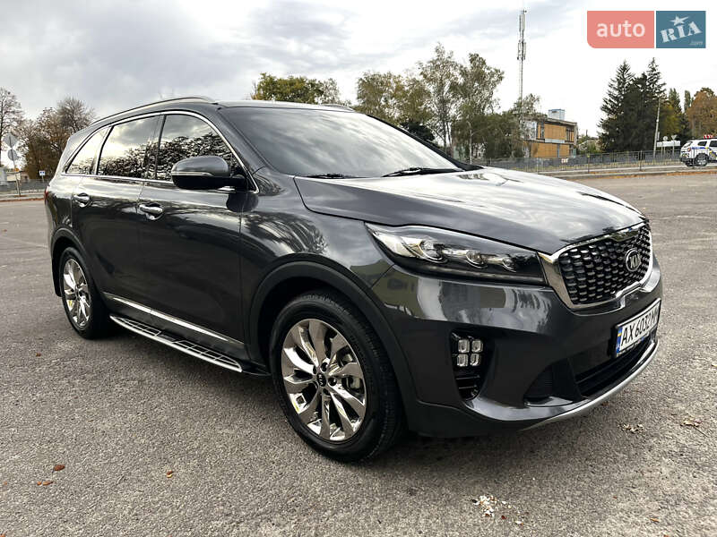 Позашляховик / Кросовер Kia Sorento 2017 в Первомайську