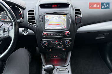 Внедорожник / Кроссовер Kia Sorento 2014 в 