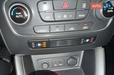 Внедорожник / Кроссовер Kia Sorento 2014 в 