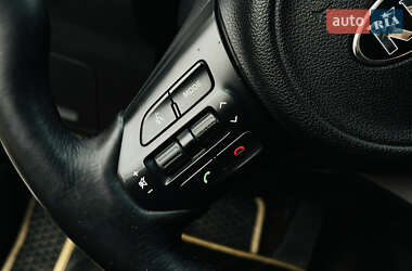 Внедорожник / Кроссовер Kia Sorento 2015 в 