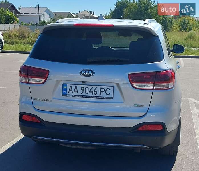 Внедорожник / Кроссовер Kia Sorento 2016 в Киеве
