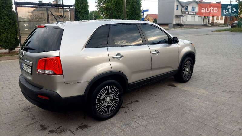 Позашляховик / Кросовер Kia Sorento 2012 в Львові
