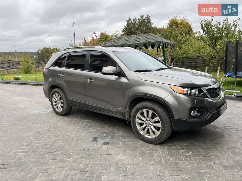 Внедорожник / Кроссовер Kia Sorento 2012 в Костополе
