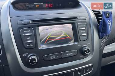 Позашляховик / Кросовер Kia Sorento 2014 в 