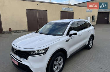Позашляховик / Кросовер Kia Sorento 2021 в 