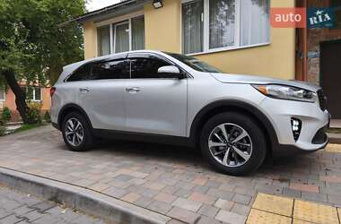 Позашляховик / Кросовер Kia Sorento 2018 в Тернополі
