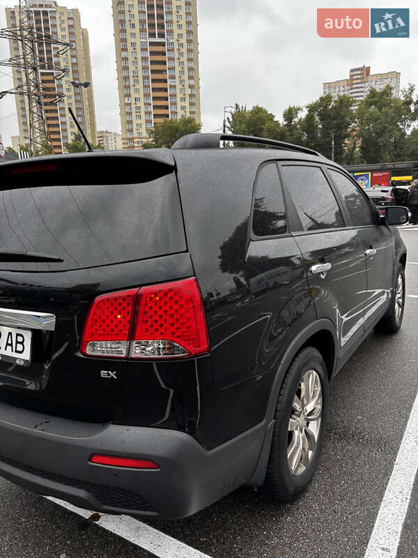Внедорожник / Кроссовер Kia Sorento 2010 в Киеве